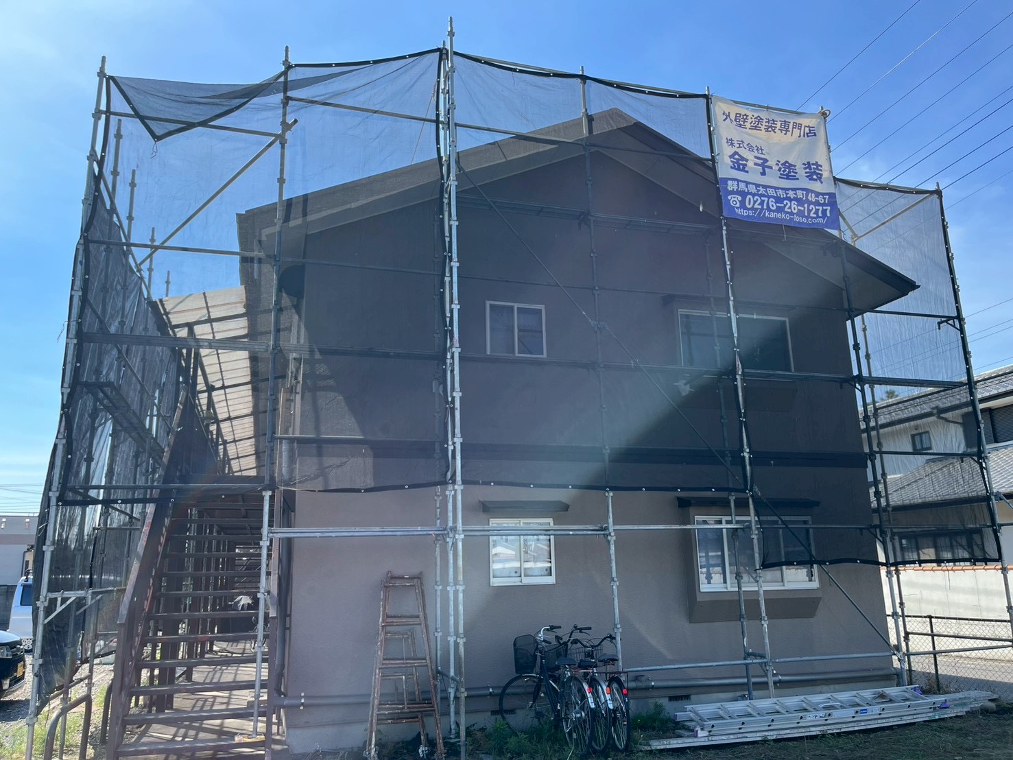 大泉町H様邸アパート塗装工事
